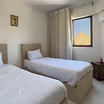King Ramses Pyramids View Apartment